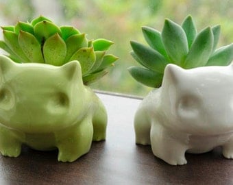 Ceramic Bulbasaur Planter / Flower Pot - 2 sizes available