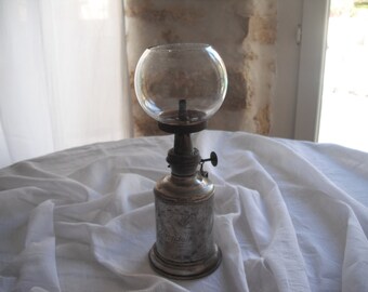 "Les Hirondelles" Pigeon lamp in mineral