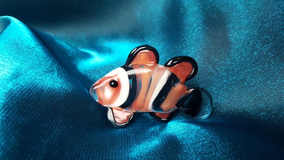 clown fish figurine