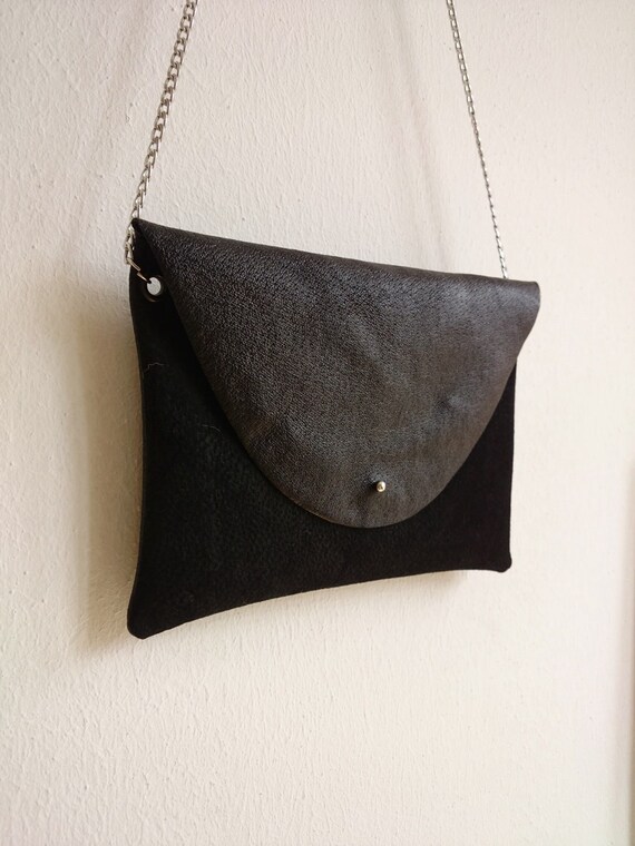 Small leather purse with chain strap