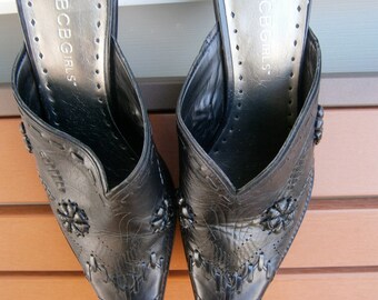 BCBG Cowgirl Mule/Slip-on/Bootie