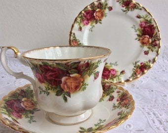 Royal Albert Old Country Roses - vintage tea cup, saucer and plate a pretty set for a special party.