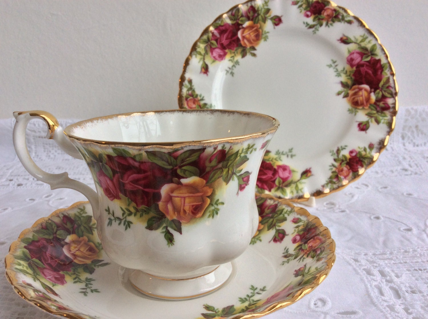 Royal Albert Old Country Roses vintage tea cup saucer and