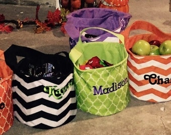 Monogrammed Halloween buckets / Monogrammed Trick or Treat Bag / Halloween bag / Candy Bag
