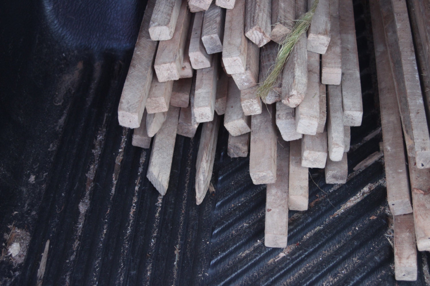 50 Sawn Primative Antique Tobacco Sticks/Rustic/CraftsFrom