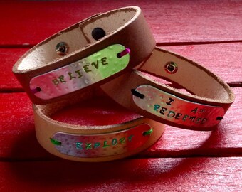 Metal Stamped Leather Cuff Bracelet//gift for her//gift for teen girls//party favors//bridesmaids gifts//custom metal stamped jewelry//cuff/