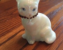 fenton birthstone cat