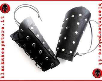 Medieval riveted Bracers, handmade leather, handmade in Italy