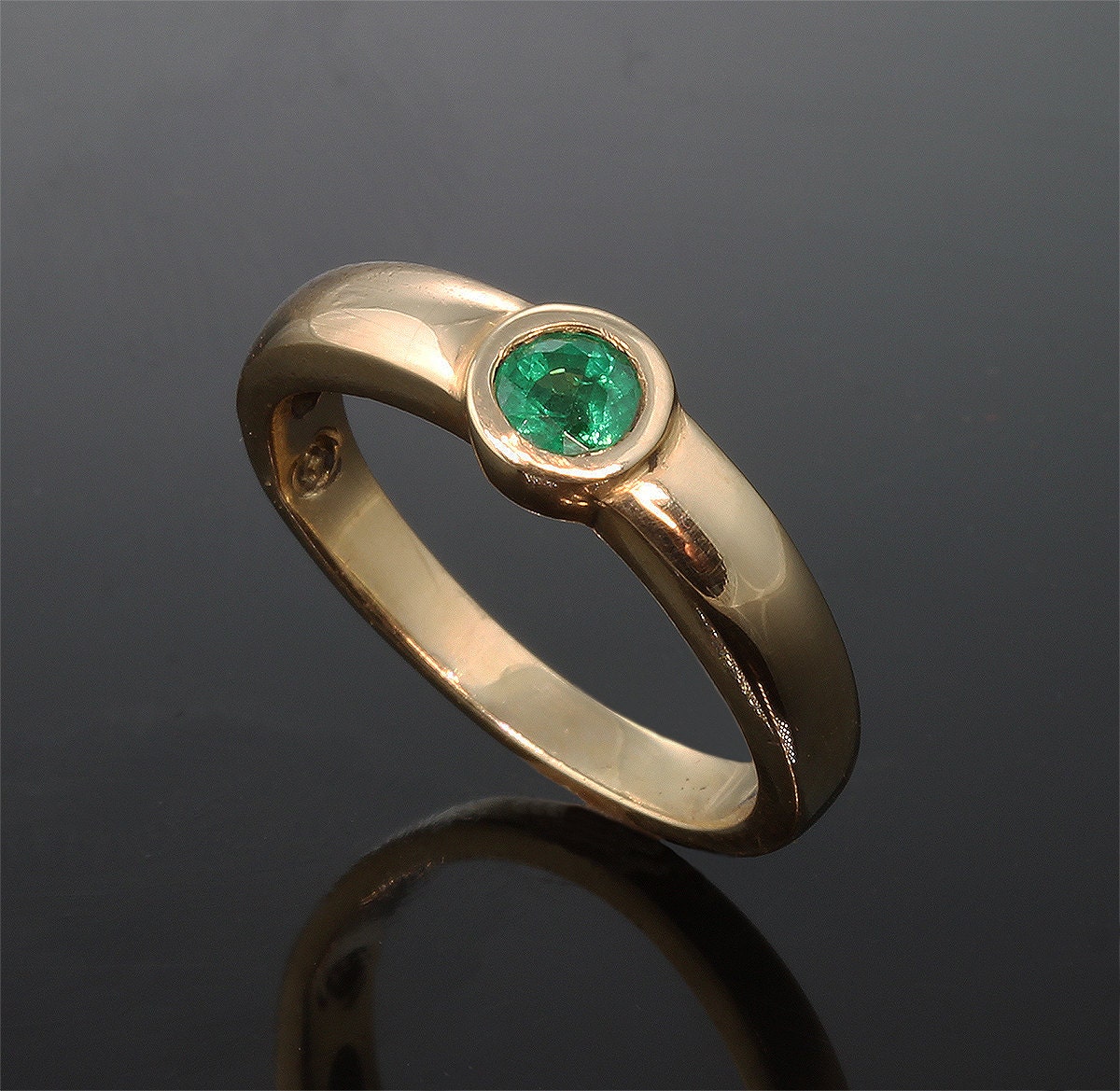 14K Gold Emerald Stackable Ring by Cavallo Fine Jewelry