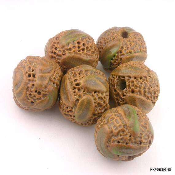 Natural Tones Sprig Round Stoneware Bead Set