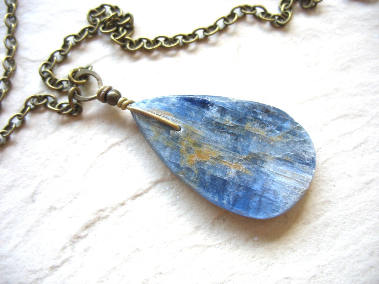 Kyanite stone necklace Clearance