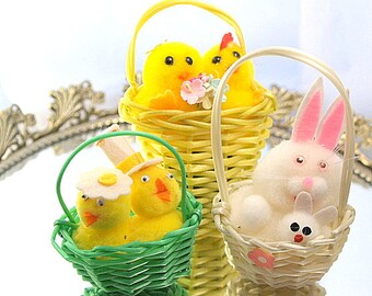 Lot Vintage Retro Easter Decorations Pom Pon Bunny Chicks Destash Mixed Media Assembalge Crafts