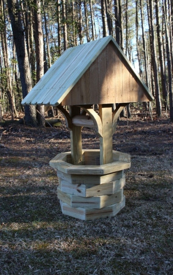 Woodworking Plans for a 4 ft. Wishing Well Illustrated with