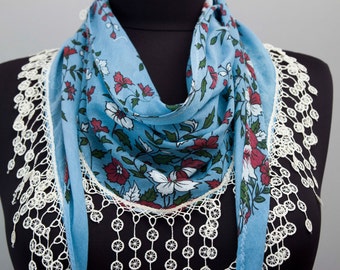 Fringed lace scarf plaid ,triangle lace scarf , guipure scarf, flowered ,woman scarf
