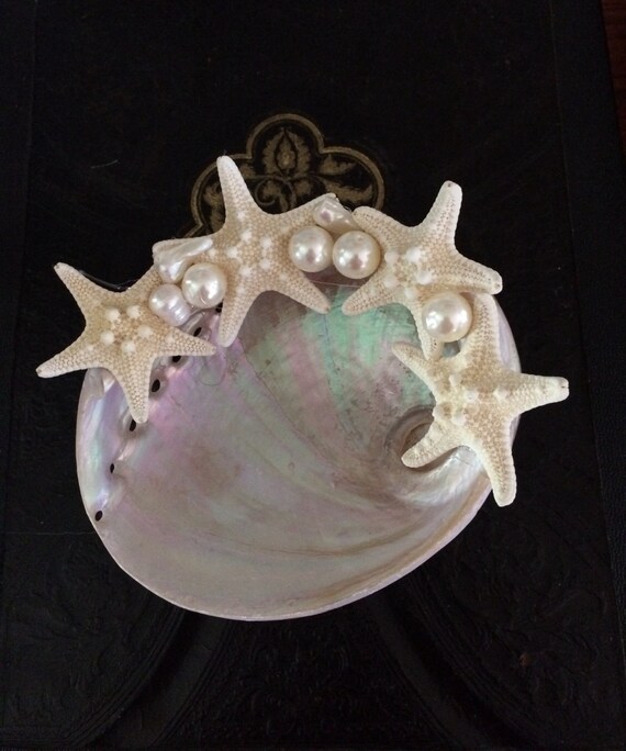 Items similar to SeaShell Wedding ring Vesel, ring barer pillow alternative on Etsy