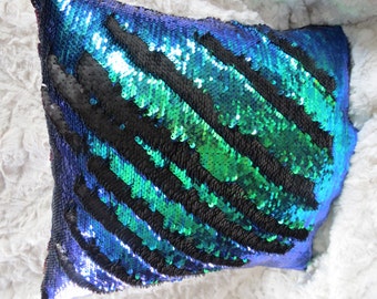 Mermaid Pillow Cover, 16" Peacock & Black, Mermaid Pillow, Sequin Pillow, Color-changing Pillow, Decorative Pillow, Throw Pillow