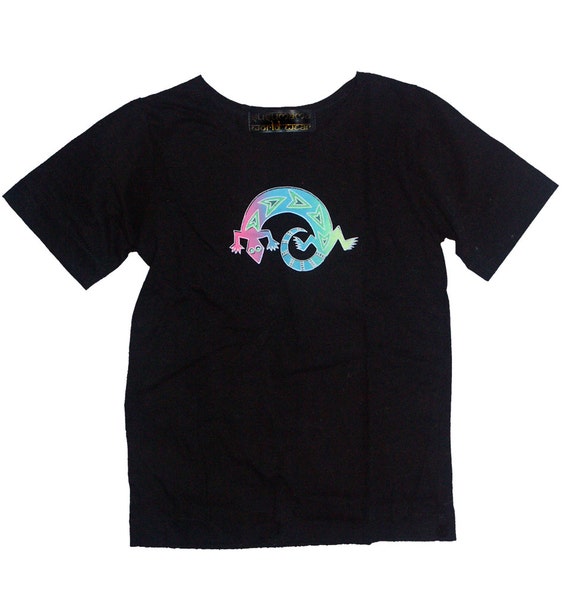UV reactive Gekko shirt Children's black tshirt.
