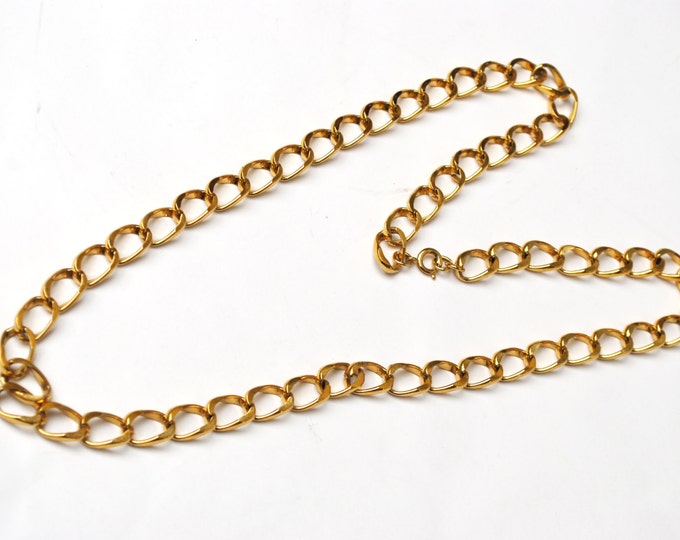 Vintage Chunky Gold Chain necklace Mid century 30 inches