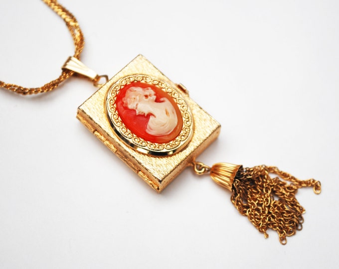 Vintage Locket- Cameo Necklace - Victorian Revival - Resin Cameo - gold four photo locket