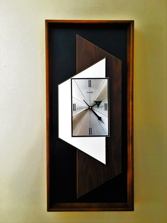 Handsome FLOATING PANEL CLOCK by Verichron set in shadow box