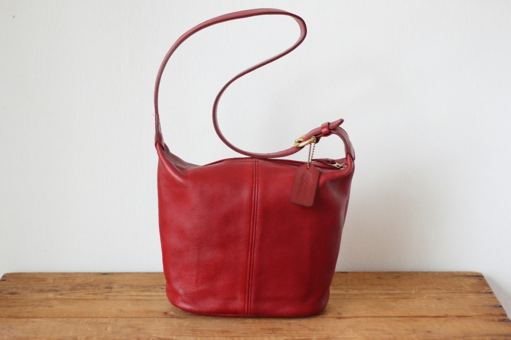 Vintage COACH Red Leather Soho Bucket Bag 4148/ Coach Hobo