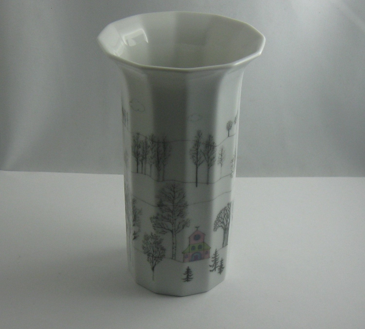 ROSENTHAL Germany studioline. Porcelain vase. Form Polygon