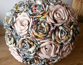 Marvel DC Comic superhero wedding theme Paper Flower Bouquet rose stationary UK vintage fun groom alternative to silk foam buttons brooch