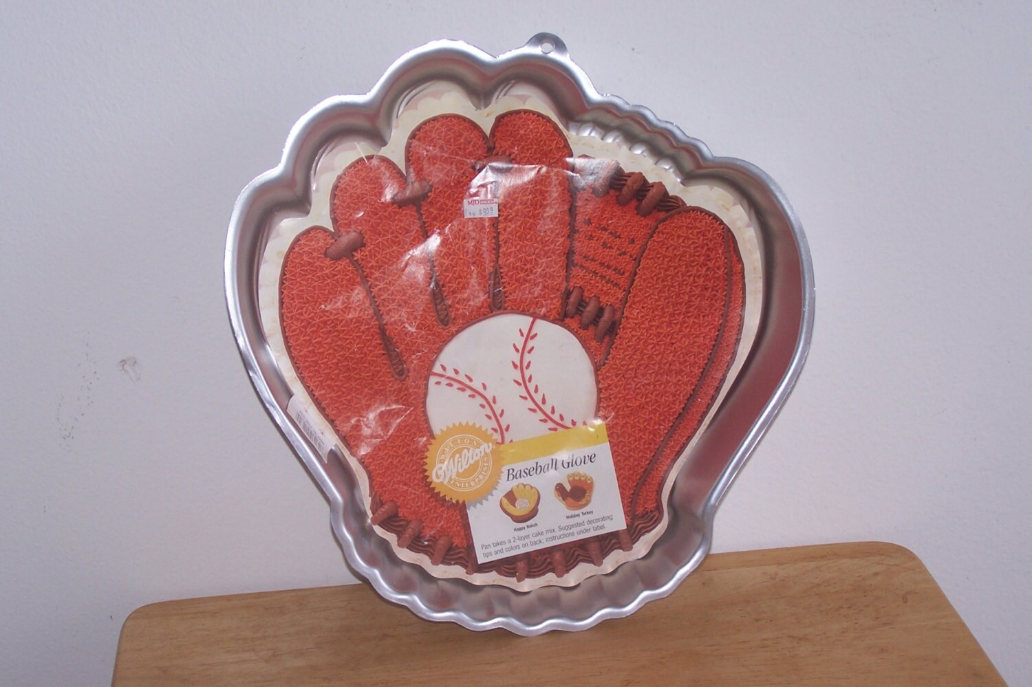 Wilton Baseball Glove Cake Pan