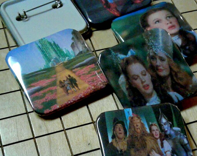 Button Pins, The Wizard Of Oz, Dorothy, Toto, Pins And Brooches