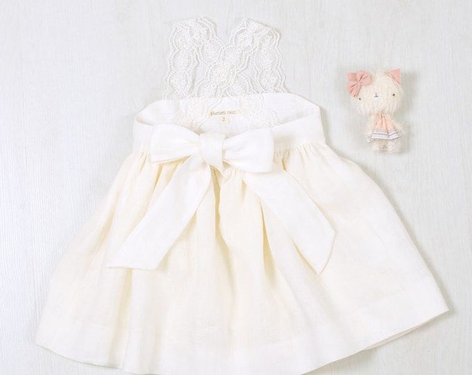Toddler linen dress, Girls Beige dress, Toddler dress, Romantic Girls dress, Linen dress of 100% linen, Linen Natural Girl Dress, Chic dress