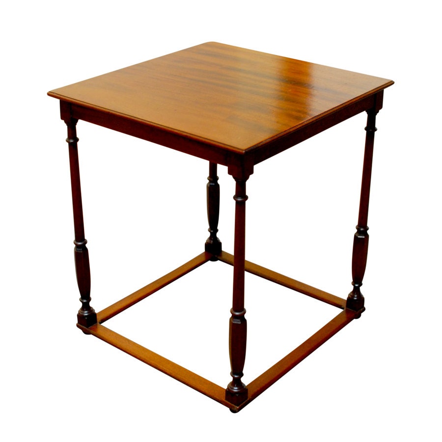 Fine English Pub Table