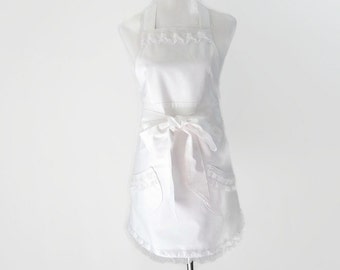 Womens White Ruffled Apron, Personalized Bridal Apron, White Wedding Apron, White Bride Apron, Dressy White Apron, Shower Gift for Her