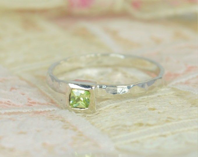 Square Peridot Engagement Ring, Sterling Silver, Peridot Wedding Ring Set, Rustic Wedding Ring Set, August Birthstone, Sterling Peridot