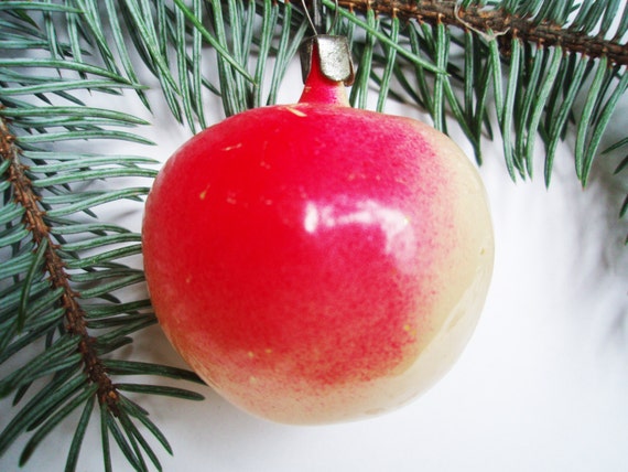 apple christmas glass ornament christmas by jinglebellsstore apple christmas glass ornament christmas by jinglebellsstore