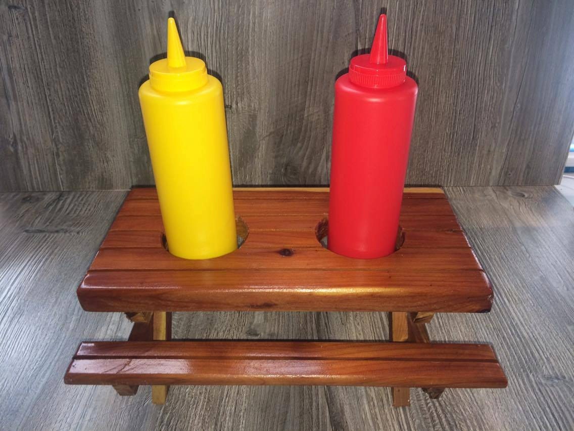 Ketchup and mustard holder Cedar picnic table soda holder