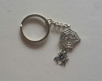 Hanging Spider Keychain, Spider Web Keychain, Dangling Spider, Gothic Spiderweb Keychain, Arachnid Keychain, Spider Zipper Pull, Halloween