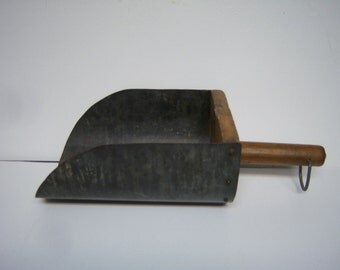 Vintage Handmade Scoop, Farm Scoop, Shovel, Farm Tool, Grain Scoop, Large Metal and Wood Scoop, Farm Collectible