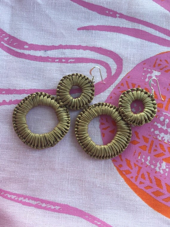 Earrings Kunkanemkenh Pandanus earrings by Agnes by InjalakArts