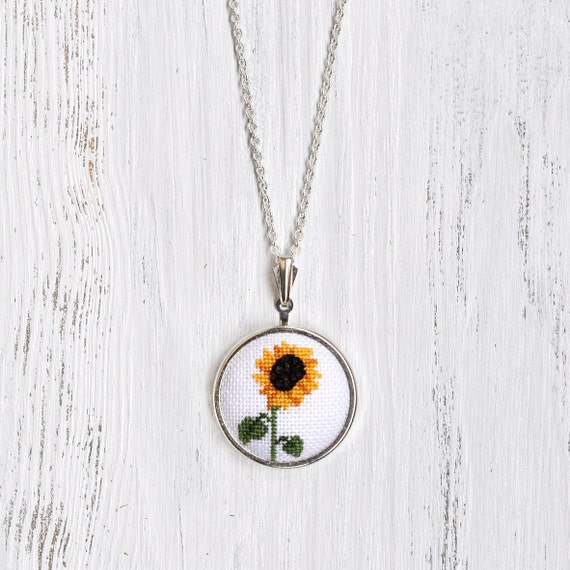 Wildflower Necklace. Sunflower Necklace. Nature Jewelry.