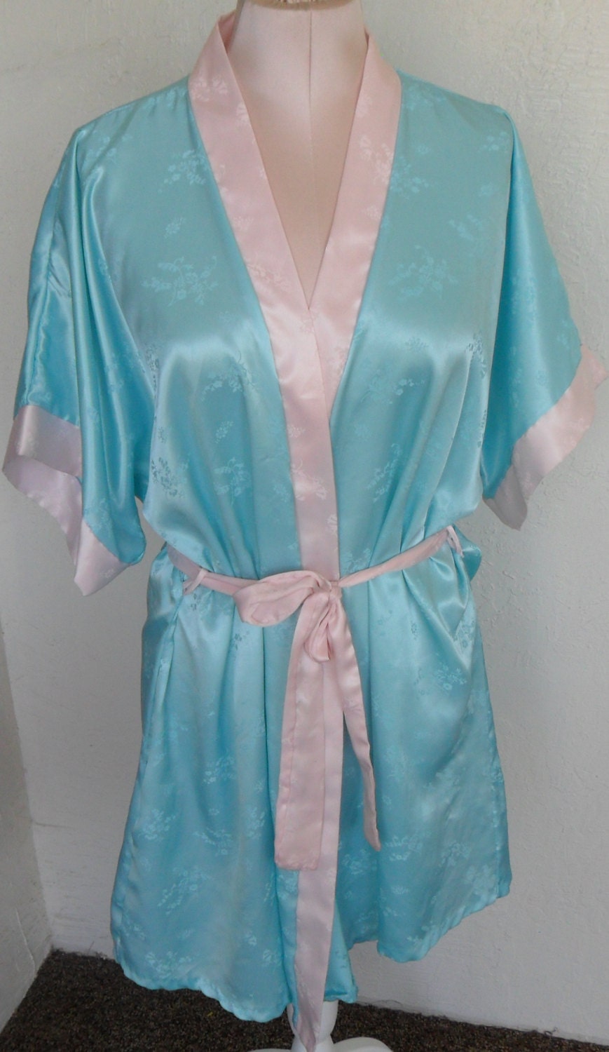 Vintage Robe Shiny Satin House Coat Size Medium