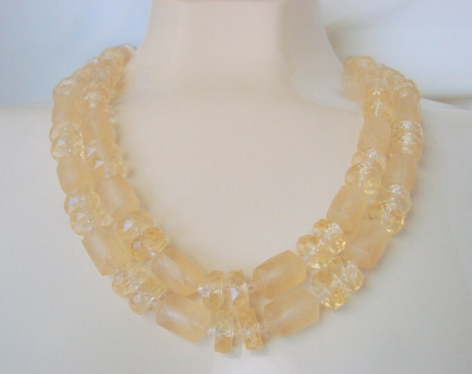 50s Austria Honey Amber Translucent Lucite Bead Necklace / Mid Century Vintage / Jewelry / Jewellery