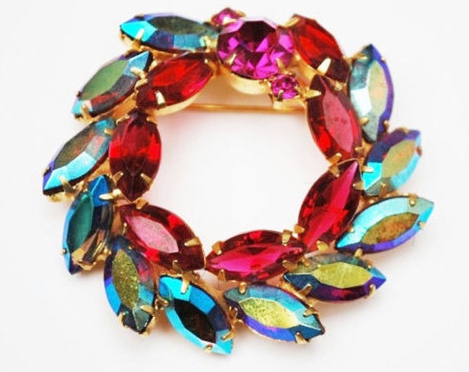 Vintage Wreath Brooch - Juliana - Aurora borealis Crystal - red and pink rhinestone - Mid century pin - gold plated setting