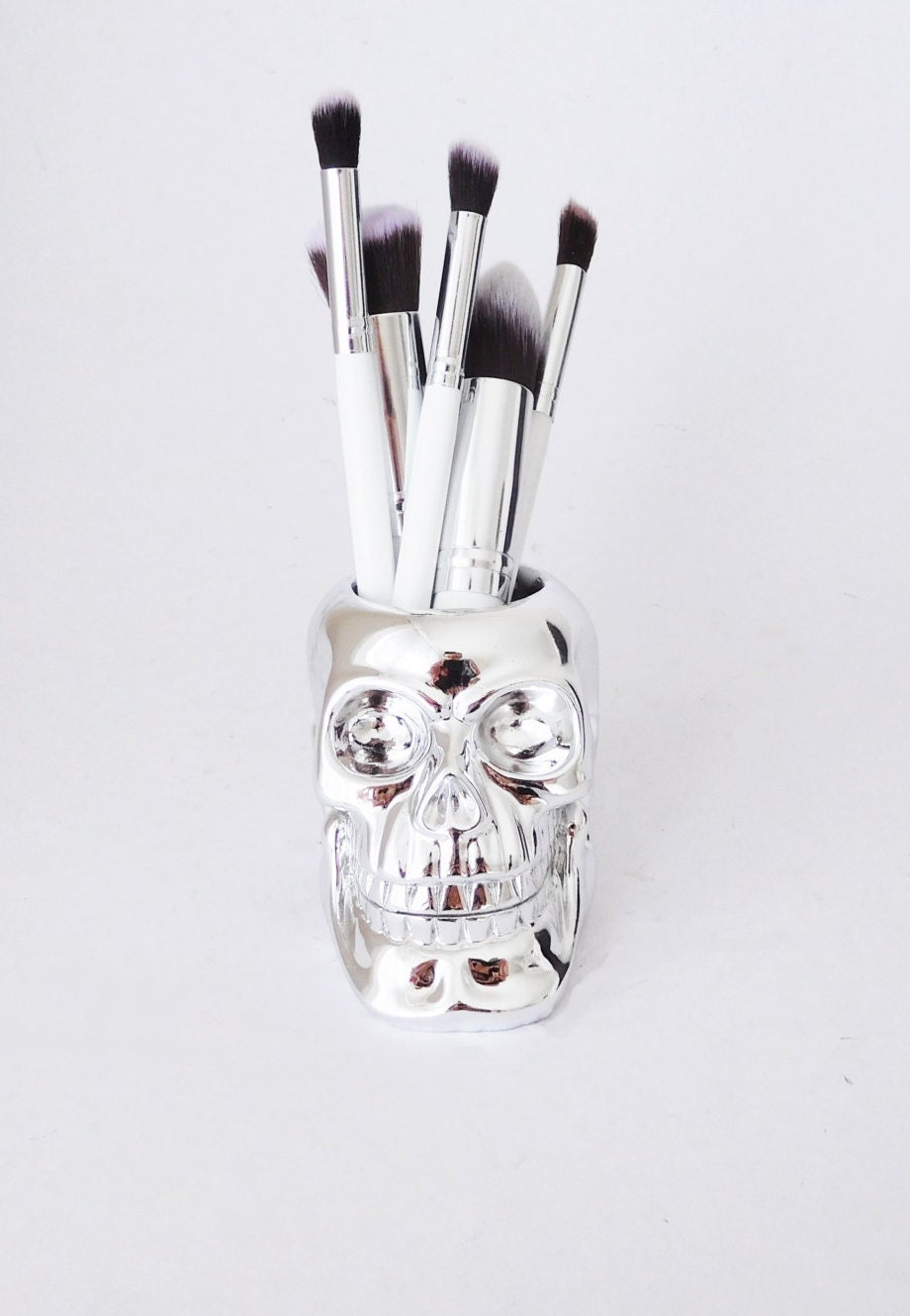 Makeup Brush Holder Skull Brush Holder Office by hodihomedecor