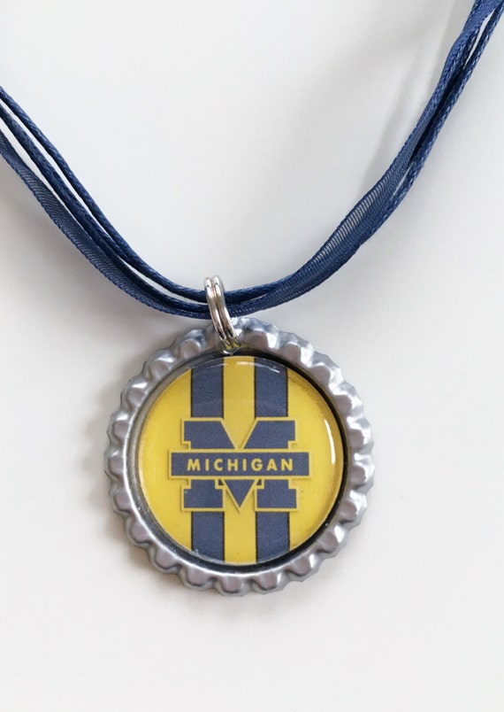 University of Michigan WOLVERINES Necklace