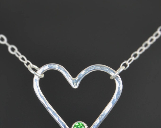 Emerald Heart Necklace, Sterling Silver, Mothers Necklace, May Birthstone Necklace, Emerald Necklace, Mother Necklace, Heart Pendant