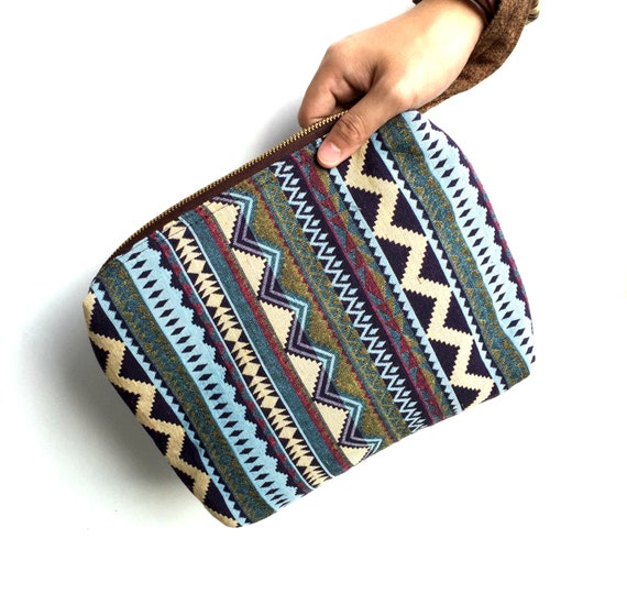 popular purse colors fall 2023