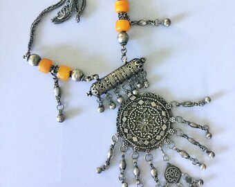 Yemen Moroccan silver resin Amber hirz pendants necklace