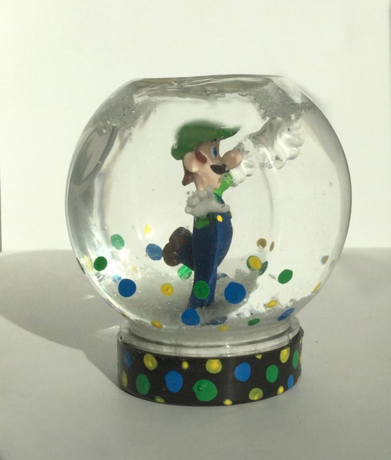 Personalized Snow Globes Super Mario Bros By GingerspiceStudio Personalized snow globes super mario bros by gingerspicestudio