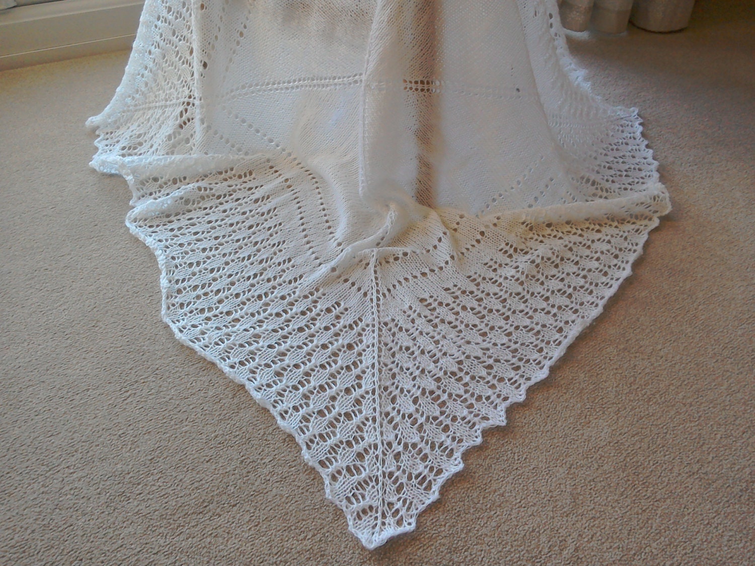 Baby shawl/lace shawl/christening shawl/white baby