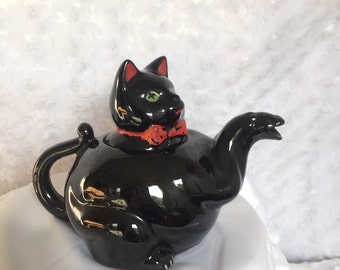 Black cat teapot | Etsy